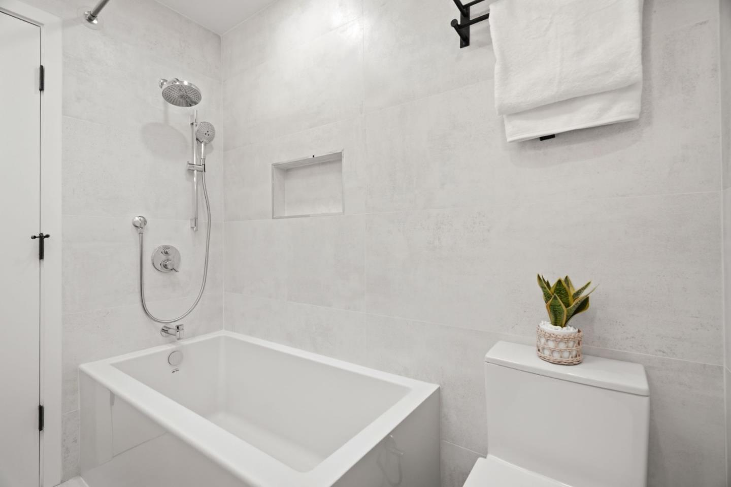 Detail Gallery Image 23 of 31 For 5044 Lassen Ave, San Jose,  CA 95129 - 4 Beds | 2 Baths