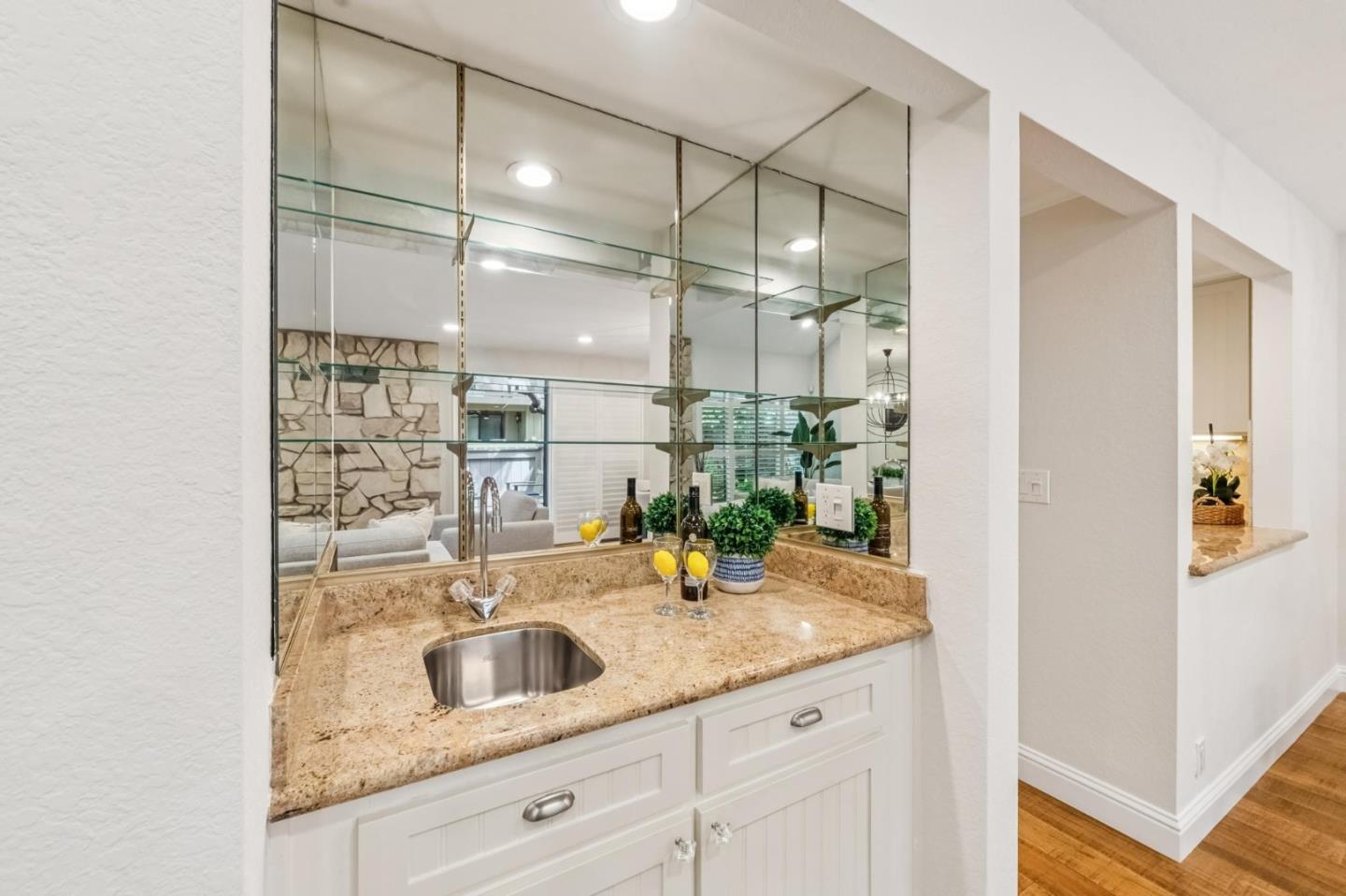 Photo #12: ML82042516 Listing: Photo #12