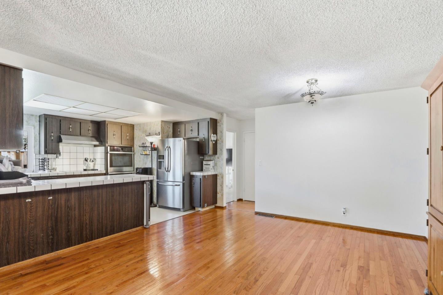 Detail Gallery Image 14 of 34 For 4802 Tampico Way, San Jose,  CA 95118 - 3 Beds | 2 Baths