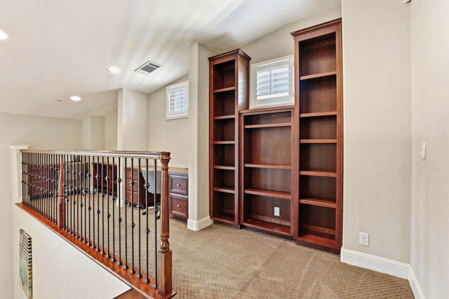 Detail Gallery Image 17 of 35 For 15120 La Alameda Dr, Morgan Hill,  CA 95037 - 3 Beds | 3/1 Baths