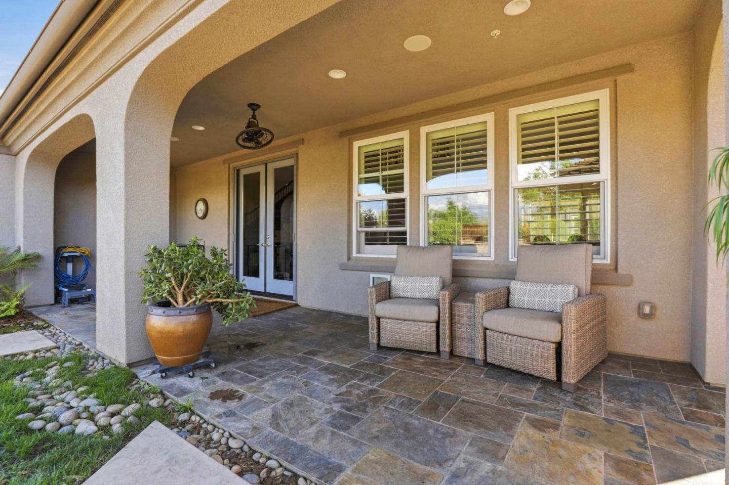 Detail Gallery Image 26 of 35 For 15120 La Alameda Dr, Morgan Hill,  CA 95037 - 3 Beds | 3/1 Baths