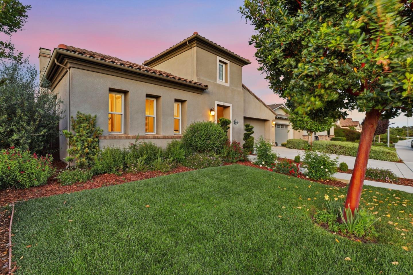 Detail Gallery Image 27 of 35 For 15120 La Alameda Dr, Morgan Hill,  CA 95037 - 3 Beds | 3/1 Baths