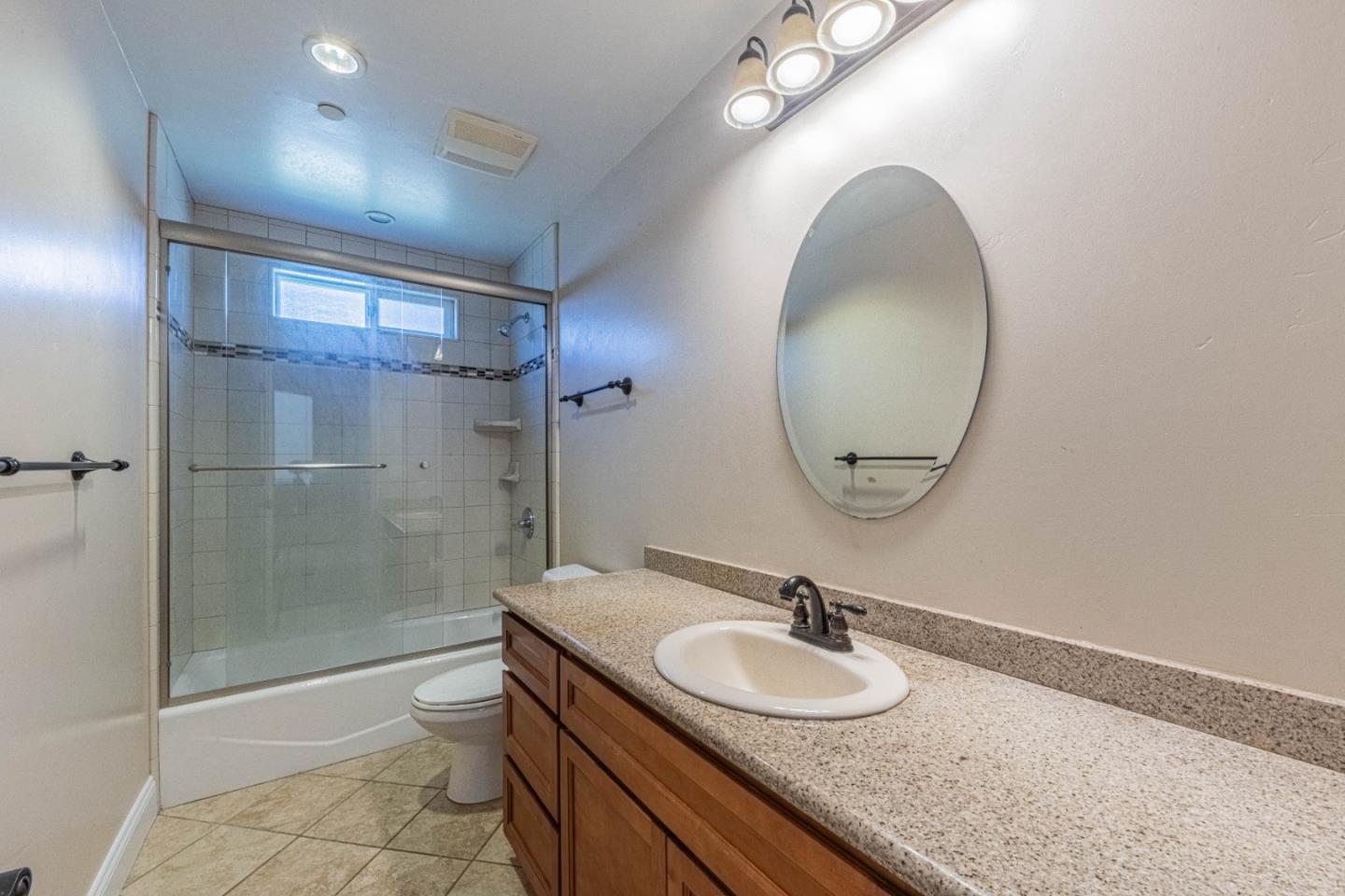 Detail Gallery Image 19 of 38 For 9585 Prunedale South Rd, Salinas,  CA 93907 - 3 Beds | 2 Baths