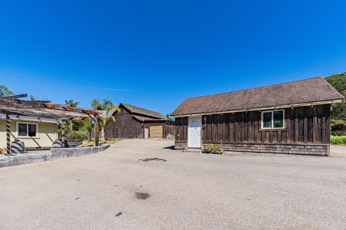 Detail Gallery Image 34 of 38 For 9585 Prunedale South Rd, Salinas,  CA 93907 - 3 Beds | 2 Baths