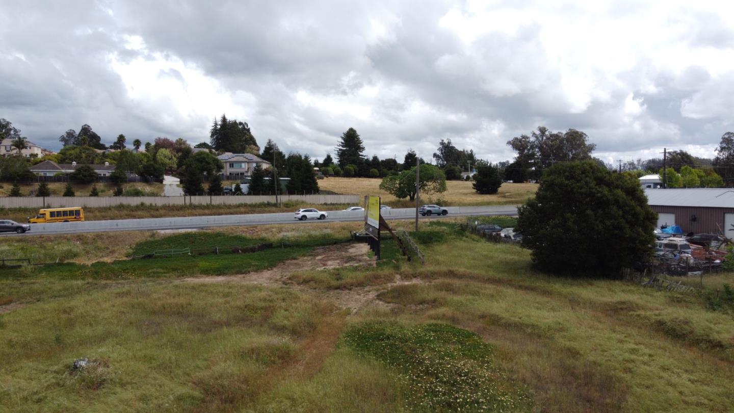 Detail Gallery Image 37 of 38 For 9585 Prunedale South Rd, Salinas,  CA 93907 - 3 Beds | 2 Baths