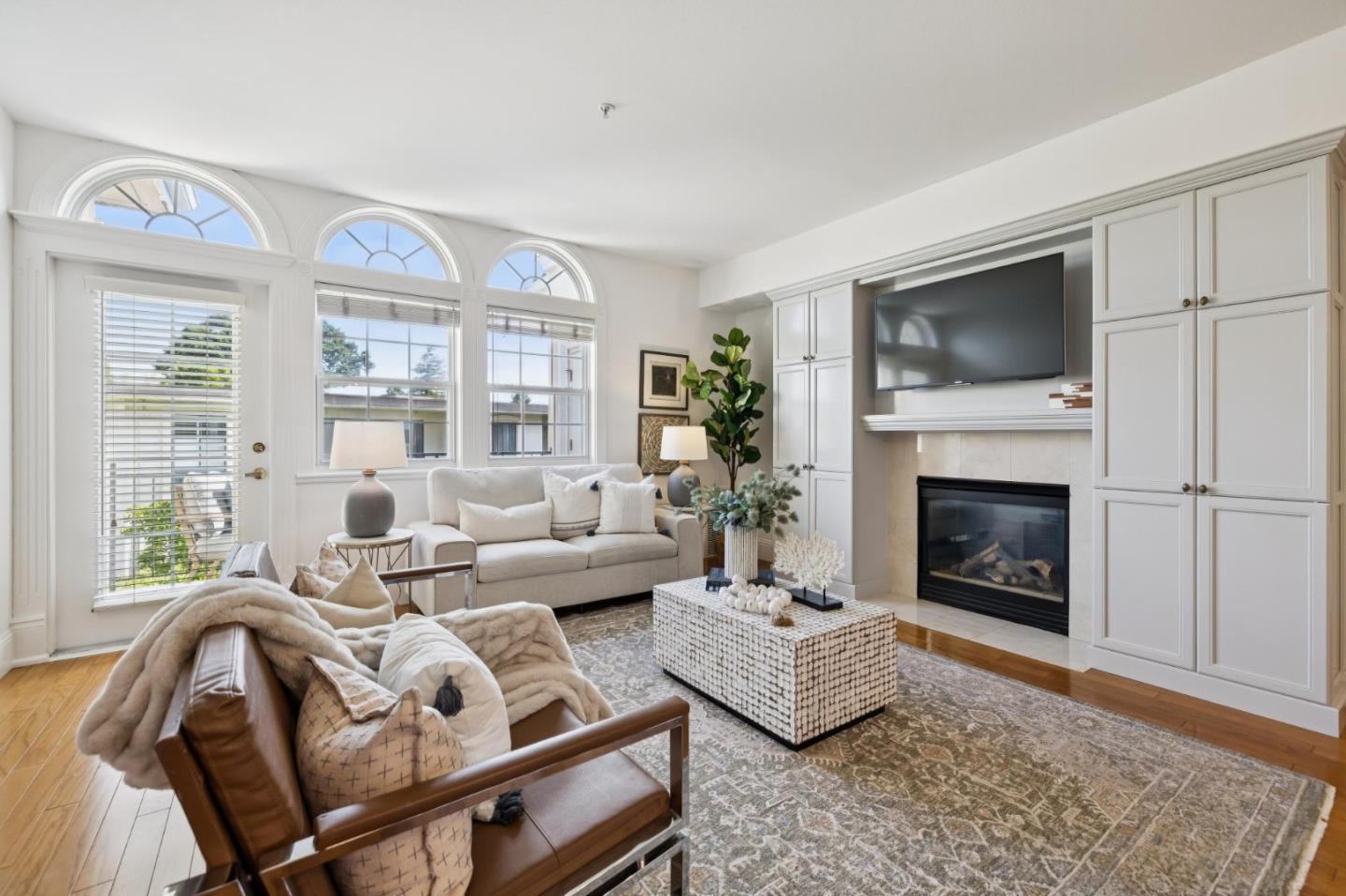 Detail Gallery Image 11 of 32 For 530 El Camino Real #306,  Burlingame,  CA 94010 - 1 Beds | 1 Baths