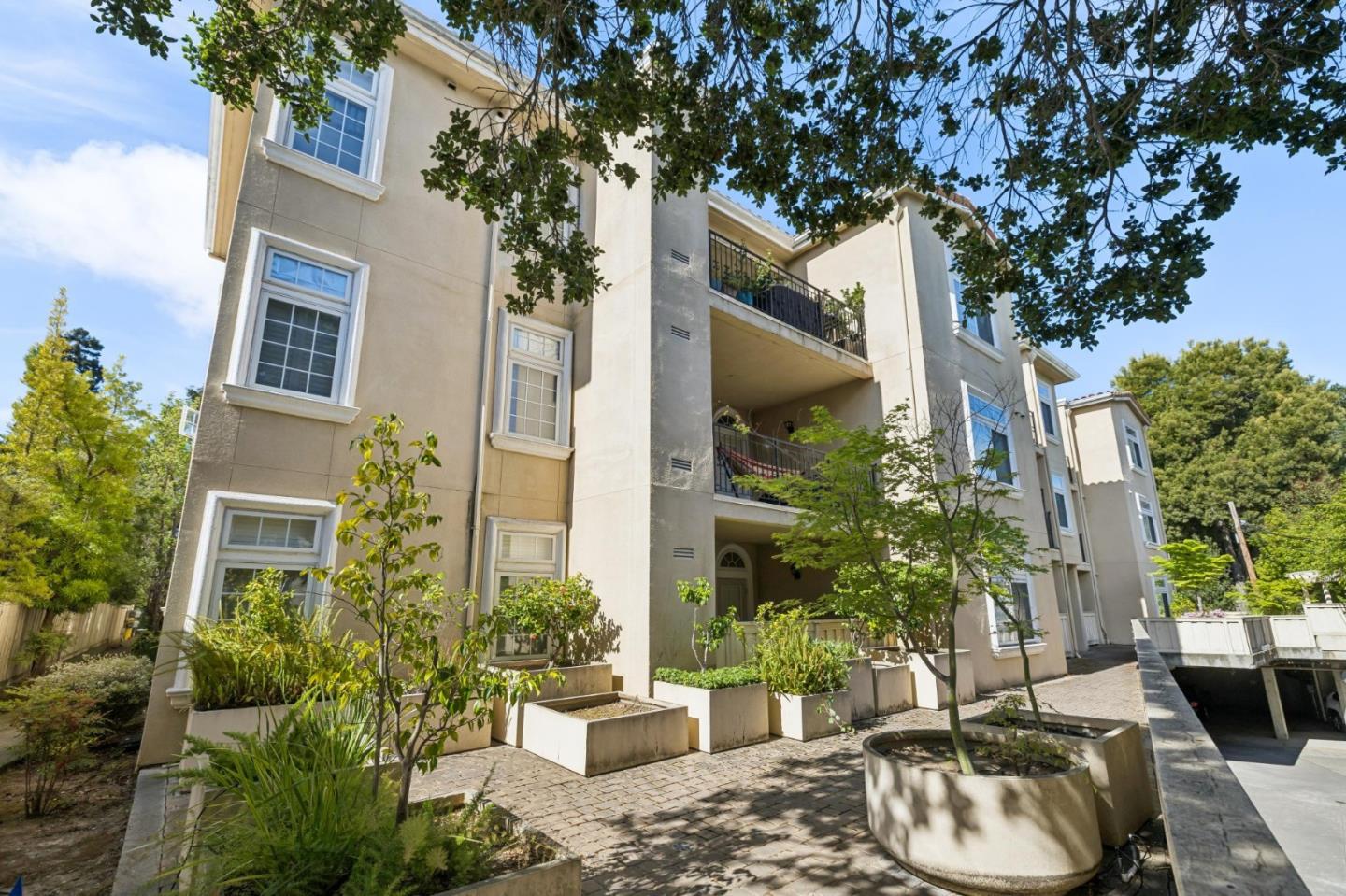 Detail Gallery Image 29 of 32 For 530 El Camino Real #306,  Burlingame,  CA 94010 - 1 Beds | 1 Baths