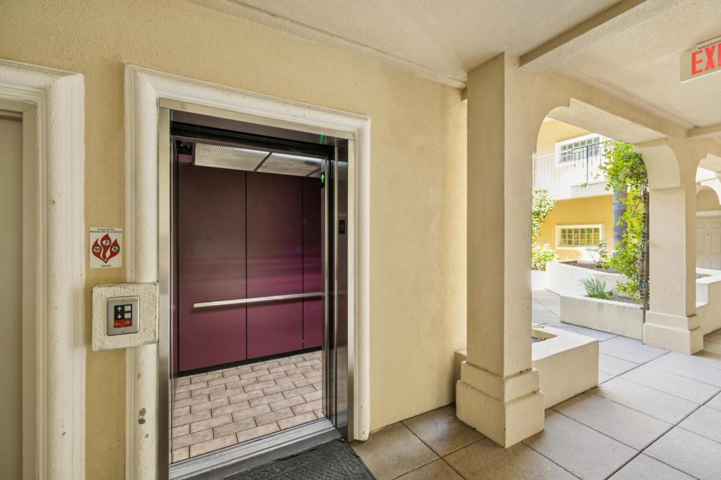 Detail Gallery Image 30 of 32 For 530 El Camino Real #306,  Burlingame,  CA 94010 - 1 Beds | 1 Baths