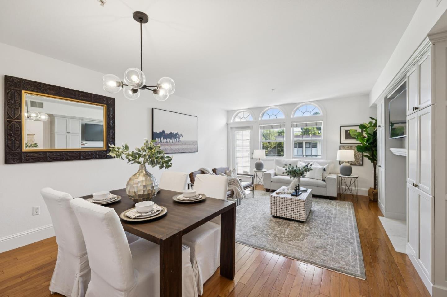 Detail Gallery Image 8 of 32 For 530 El Camino Real #306,  Burlingame,  CA 94010 - 1 Beds | 1 Baths