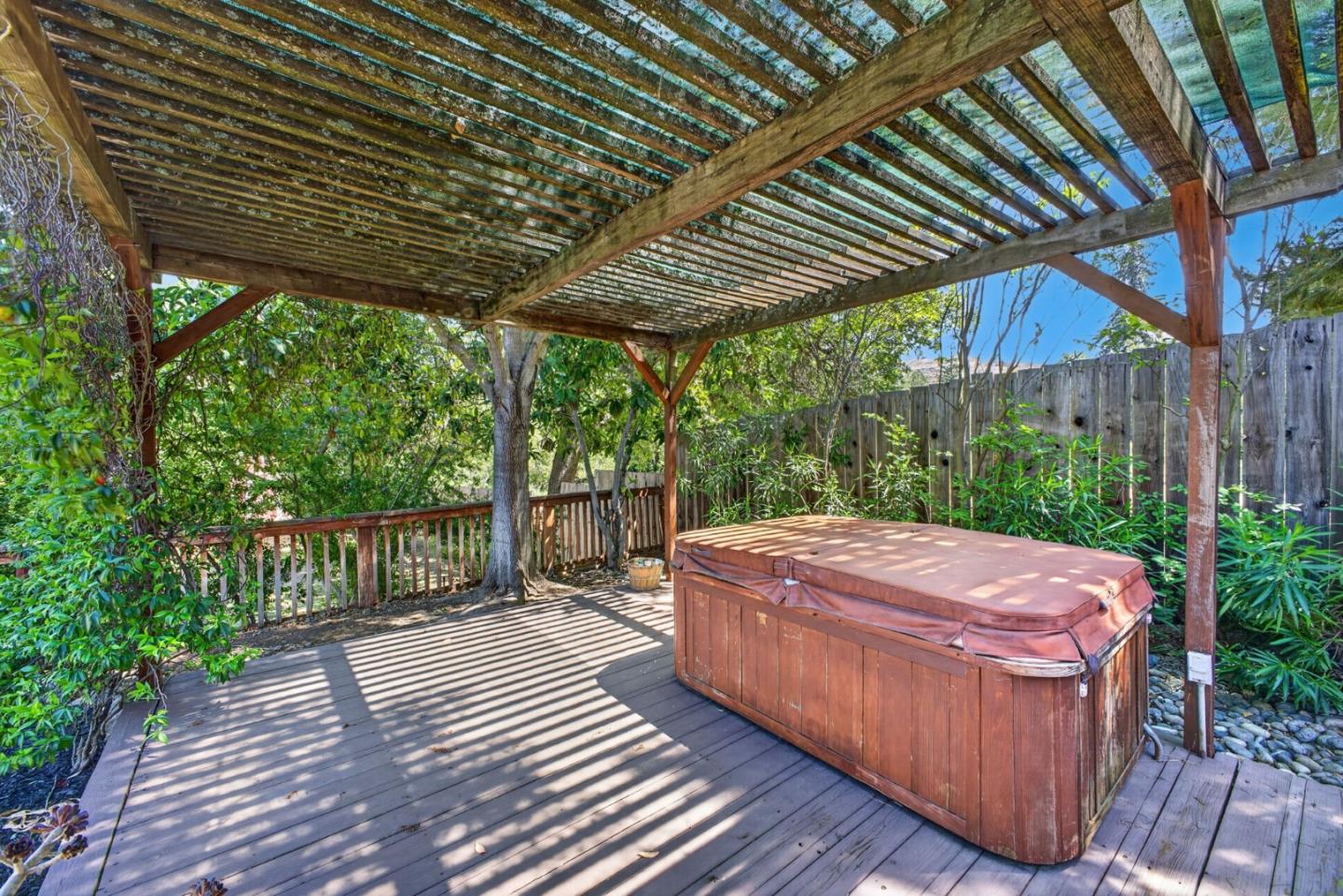 Detail Gallery Image 38 of 71 For 20450 Almaden Rd, San Jose,  CA 95120 - 2 Beds | 1/1 Baths