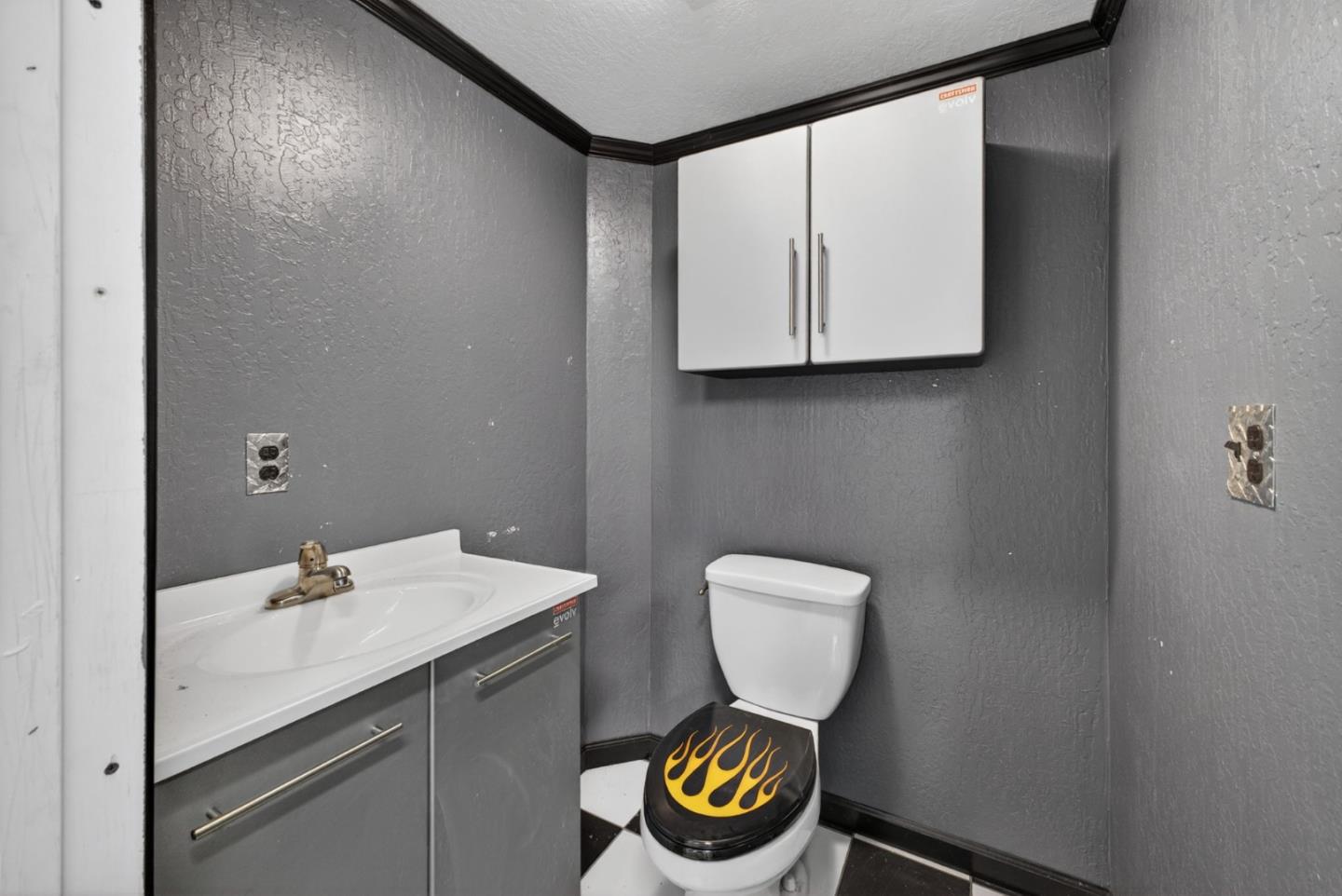 Detail Gallery Image 44 of 71 For 20450 Almaden Rd, San Jose,  CA 95120 - 2 Beds | 1/1 Baths