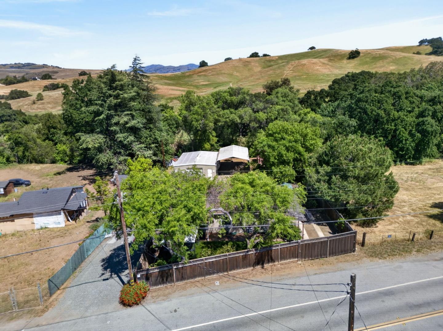 Detail Gallery Image 5 of 71 For 20450 Almaden Rd, San Jose,  CA 95120 - 2 Beds | 1/1 Baths