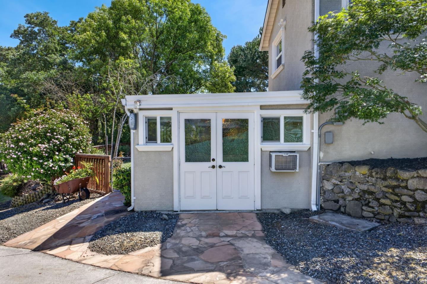 Detail Gallery Image 50 of 71 For 20450 Almaden Rd, San Jose,  CA 95120 - 2 Beds | 1/1 Baths