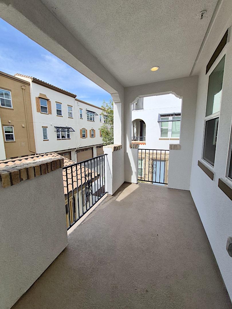 Detail Gallery Image 12 of 34 For 2736 Cannara Ln #7,  San Jose,  CA 95111 - 3 Beds | 3/1 Baths