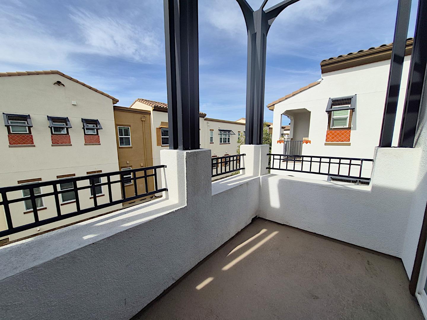 Detail Gallery Image 21 of 34 For 2736 Cannara Ln #7,  San Jose,  CA 95111 - 3 Beds | 3/1 Baths