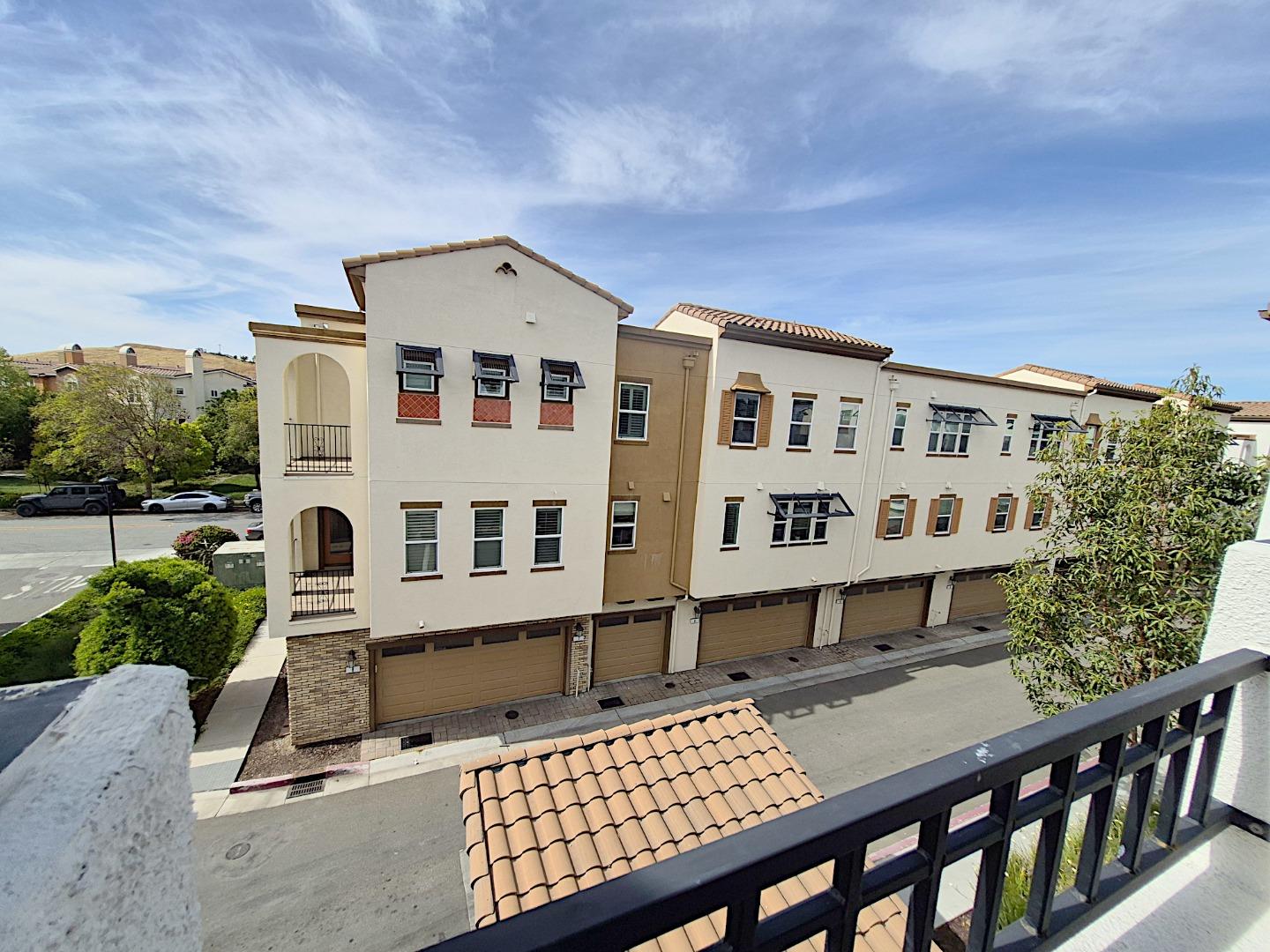 Detail Gallery Image 23 of 34 For 2736 Cannara Ln #7,  San Jose,  CA 95111 - 3 Beds | 3/1 Baths