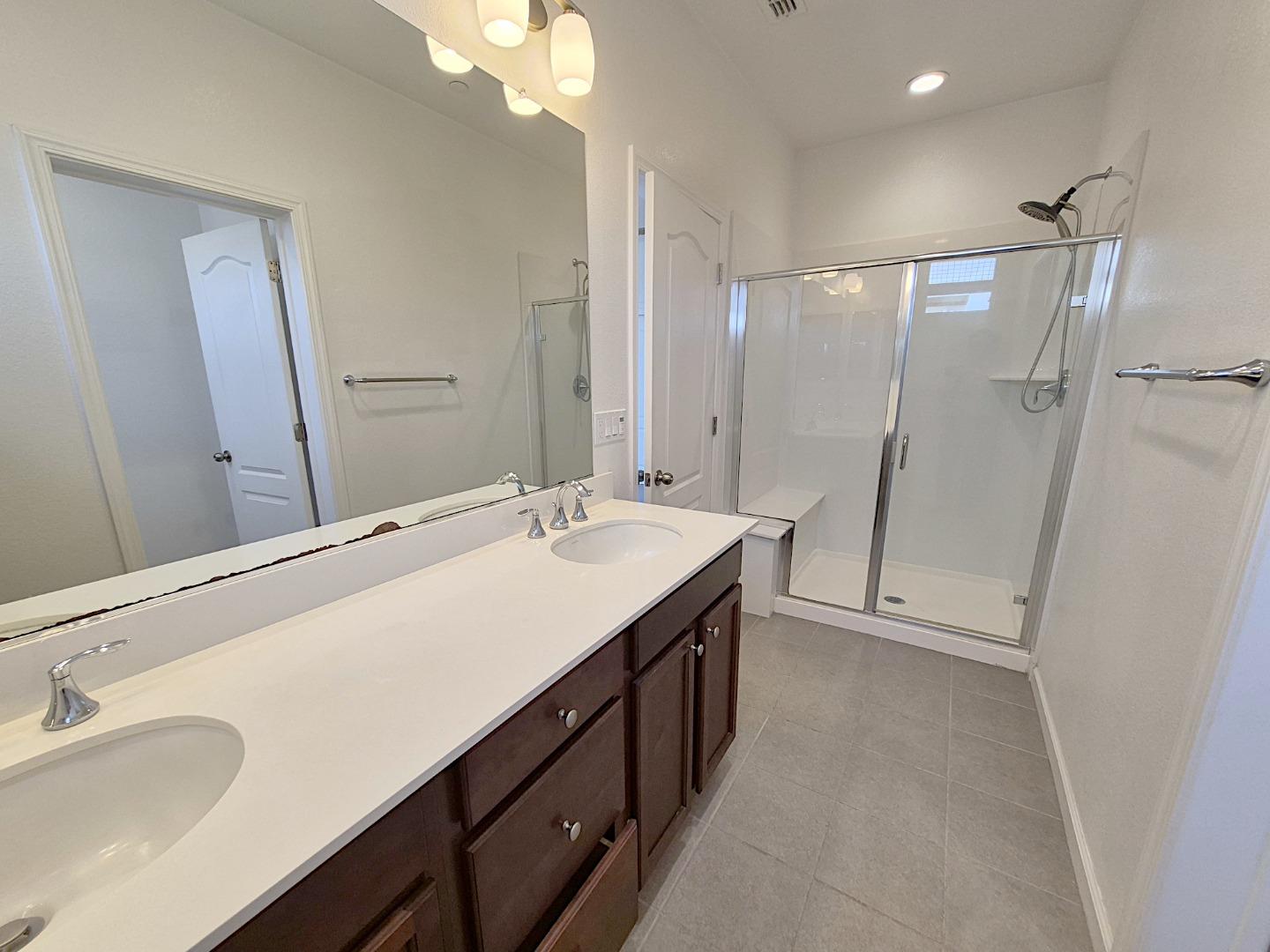 Detail Gallery Image 24 of 34 For 2736 Cannara Ln #7,  San Jose,  CA 95111 - 3 Beds | 3/1 Baths