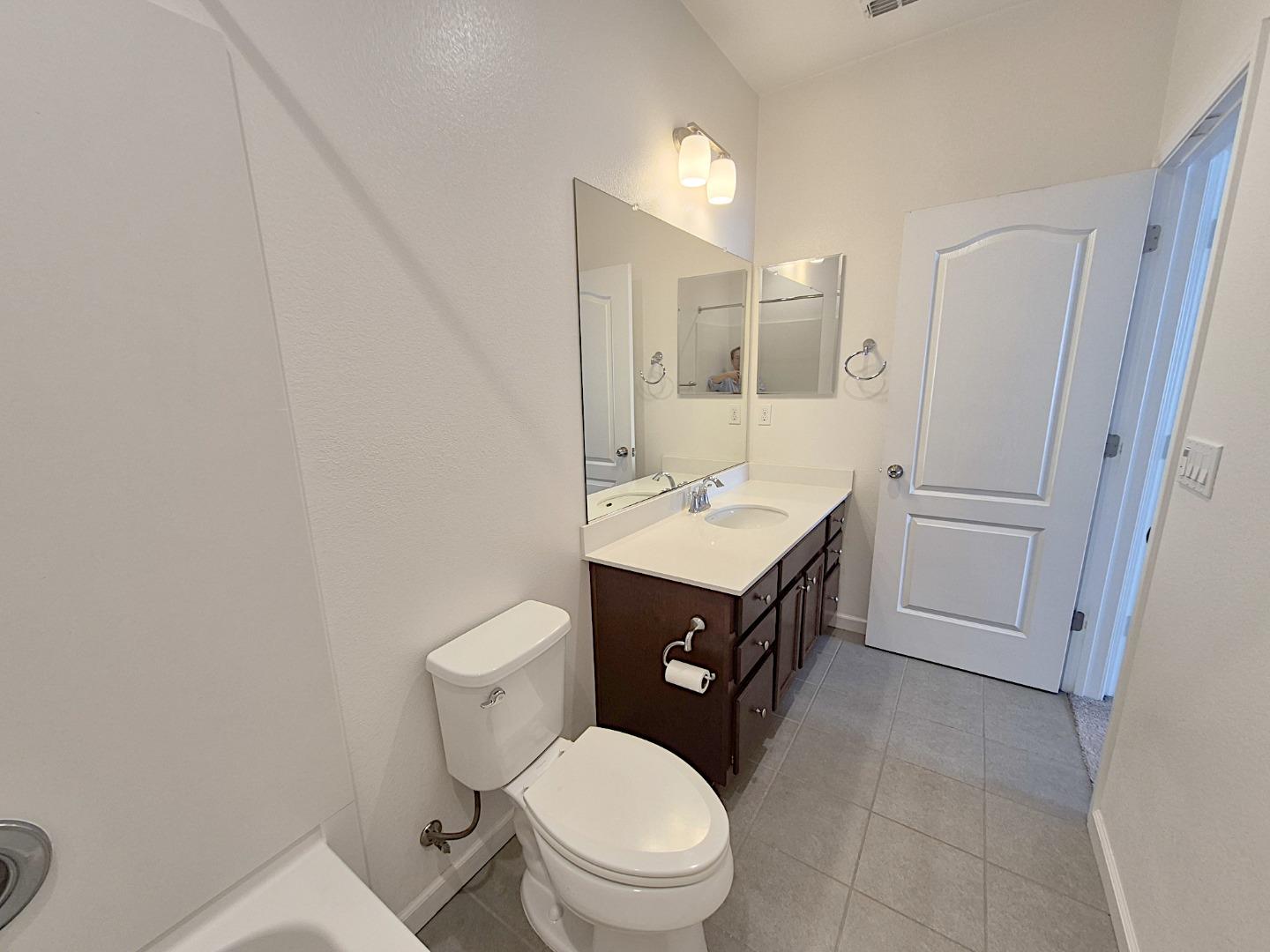 Detail Gallery Image 29 of 34 For 2736 Cannara Ln #7,  San Jose,  CA 95111 - 3 Beds | 3/1 Baths
