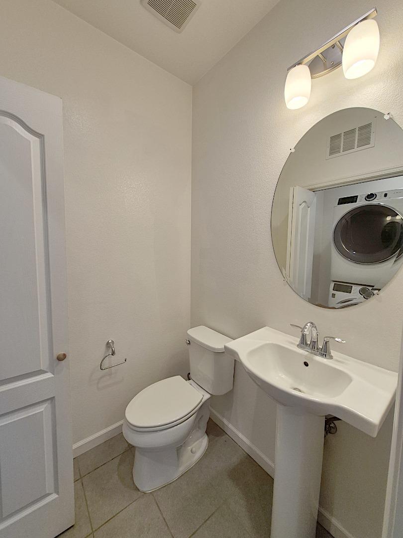 Detail Gallery Image 31 of 34 For 2736 Cannara Ln #7,  San Jose,  CA 95111 - 3 Beds | 3/1 Baths