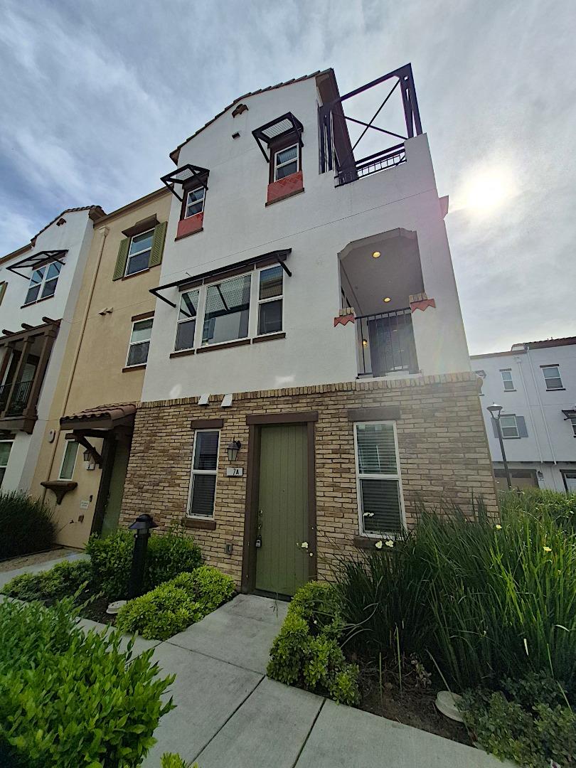 Detail Gallery Image 33 of 34 For 2736 Cannara Ln #7,  San Jose,  CA 95111 - 3 Beds | 3/1 Baths