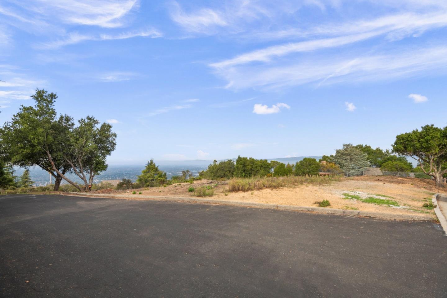 Detail Gallery Image 3 of 6 For 16363 Aztec Ridge Dr, Los Gatos,  CA 95030 - – Beds | – Baths