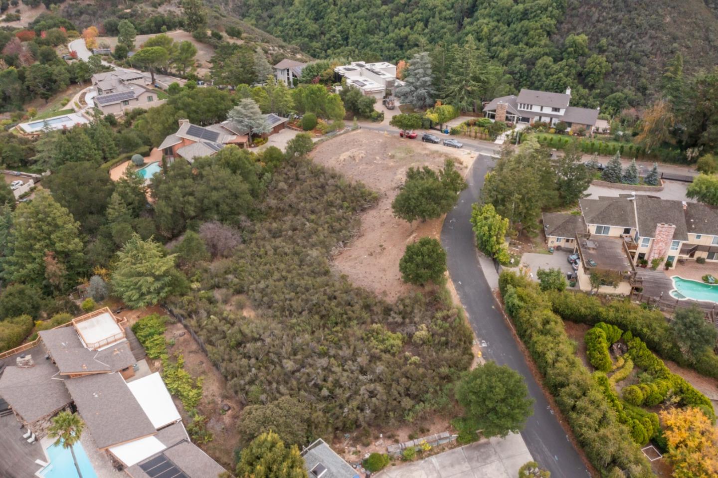 Detail Gallery Image 5 of 6 For 16363 Aztec Ridge Dr, Los Gatos,  CA 95030 - – Beds | – Baths