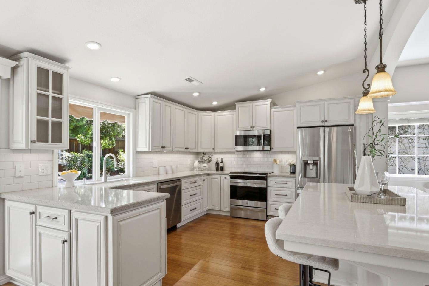 Detail Gallery Image 16 of 46 For 6384 Firefly Dr, San Jose,  CA 95120 - 4 Beds | 2/1 Baths