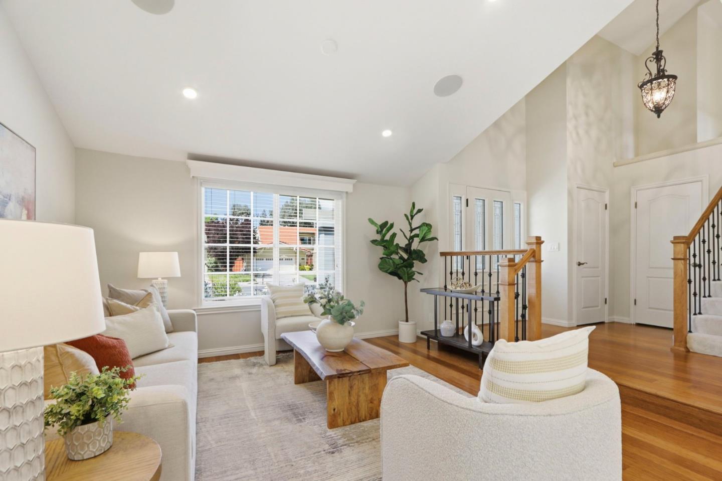 Detail Gallery Image 6 of 46 For 6384 Firefly Dr, San Jose,  CA 95120 - 4 Beds | 2/1 Baths