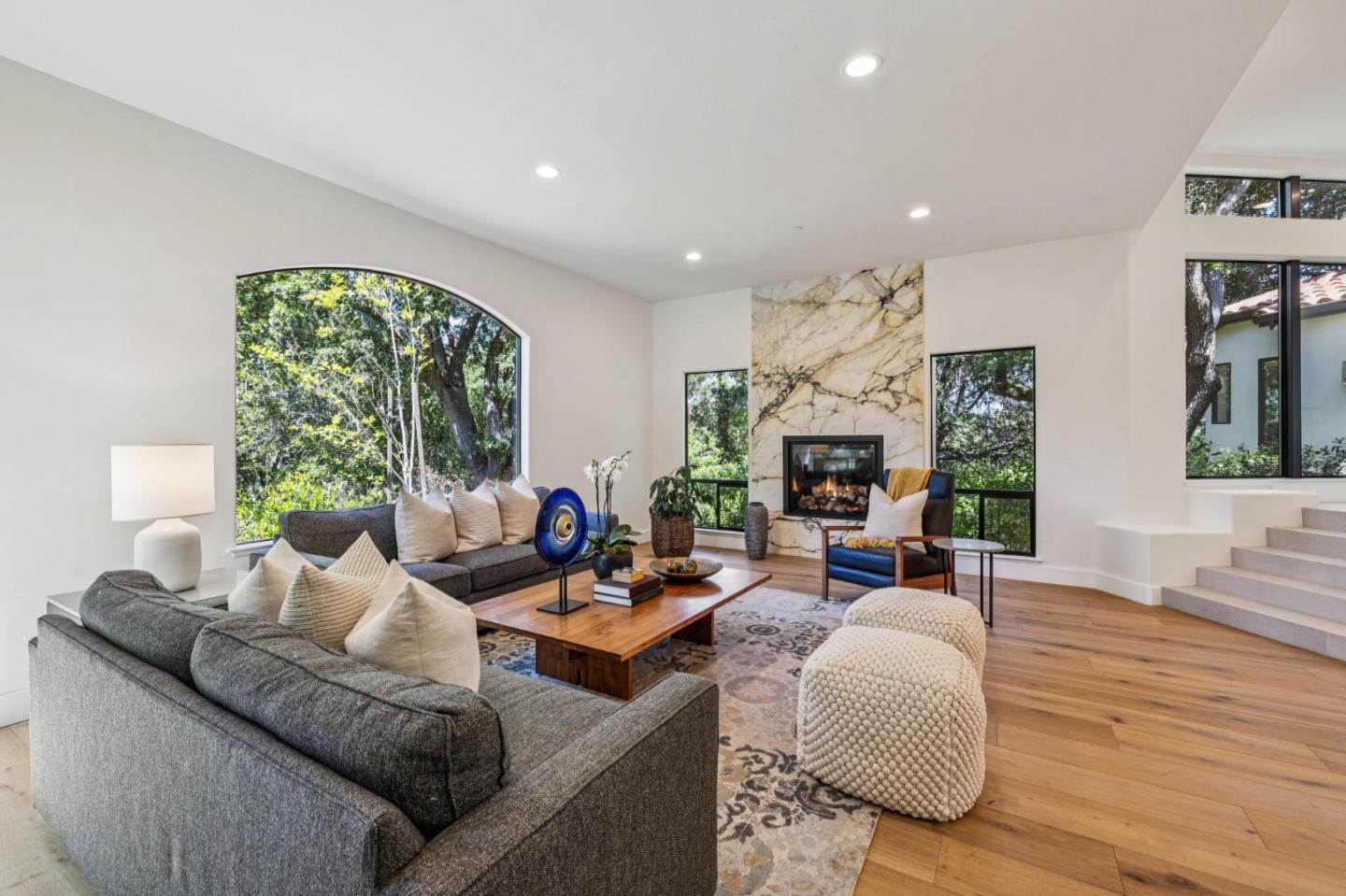 Detail Gallery Image 10 of 52 For 140 Dean Rd, Woodside,  CA 94062 - 6 Beds | 4/1 Baths