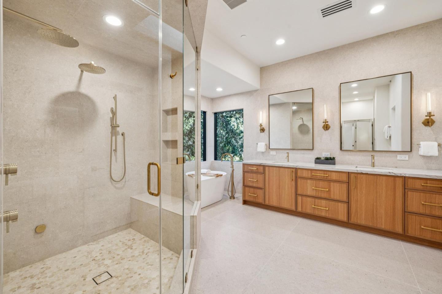 Detail Gallery Image 25 of 52 For 140 Dean Rd, Woodside,  CA 94062 - 6 Beds | 4/1 Baths