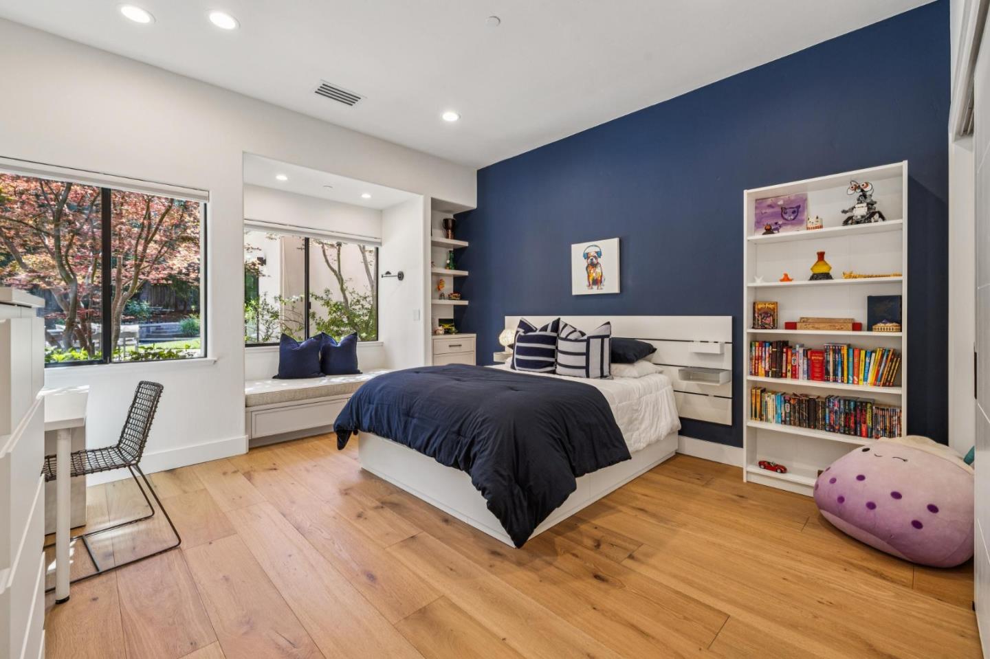 Detail Gallery Image 28 of 52 For 140 Dean Rd, Woodside,  CA 94062 - 6 Beds | 4/1 Baths