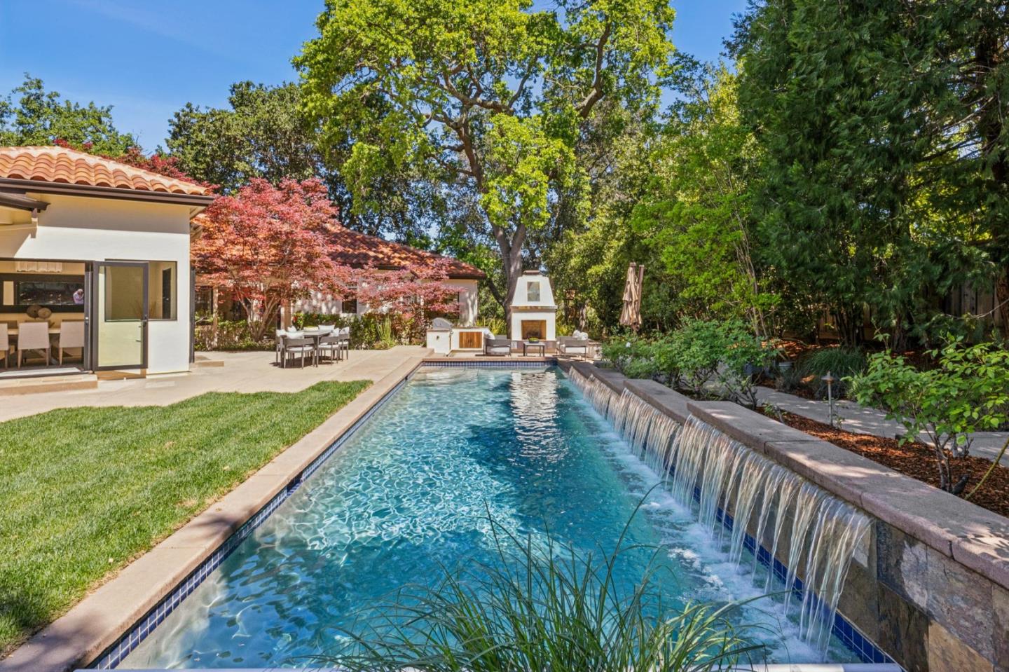 Detail Gallery Image 41 of 52 For 140 Dean Rd, Woodside,  CA 94062 - 6 Beds | 4/1 Baths