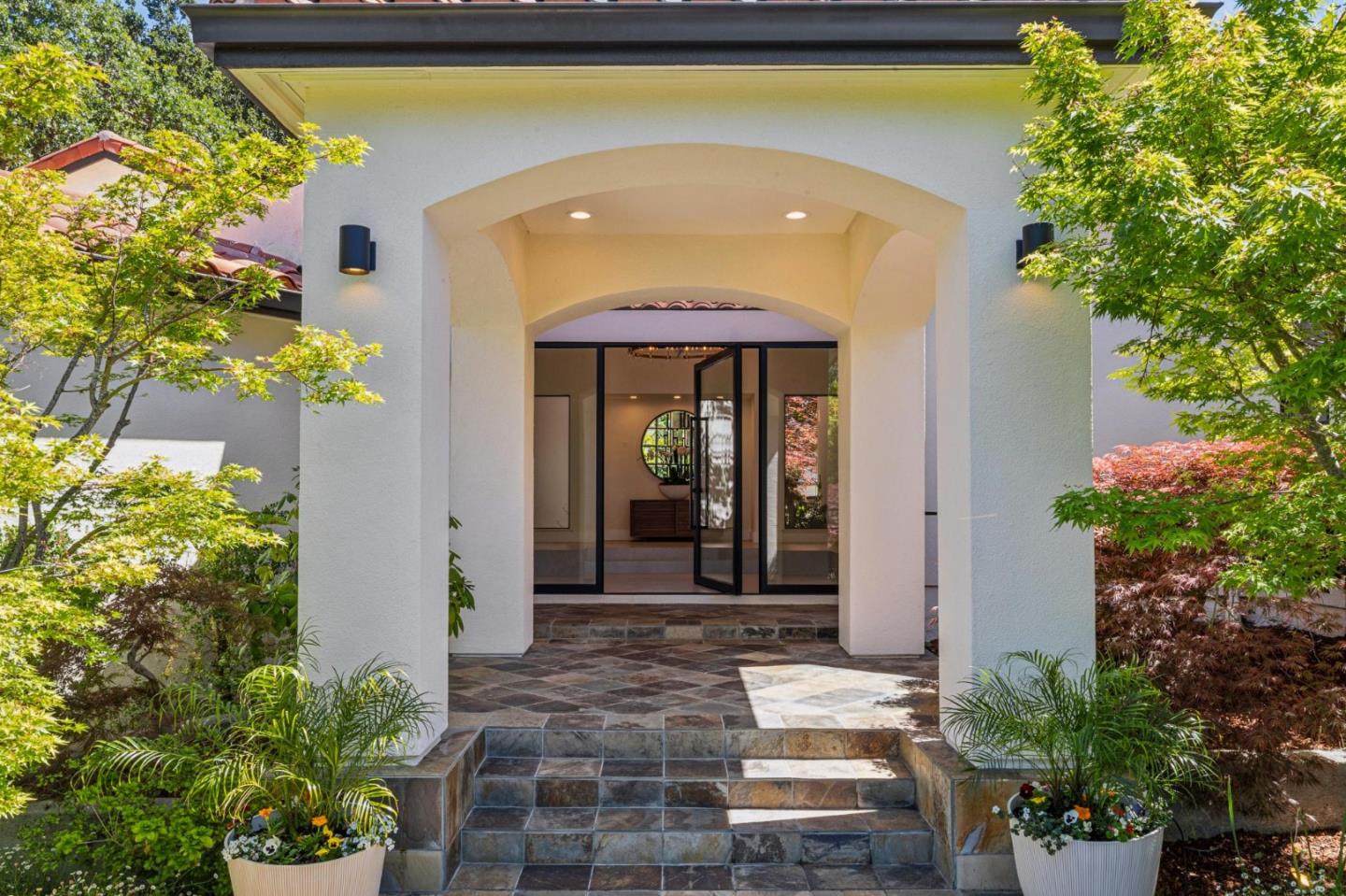 Detail Gallery Image 6 of 52 For 140 Dean Rd, Woodside,  CA 94062 - 6 Beds | 4/1 Baths