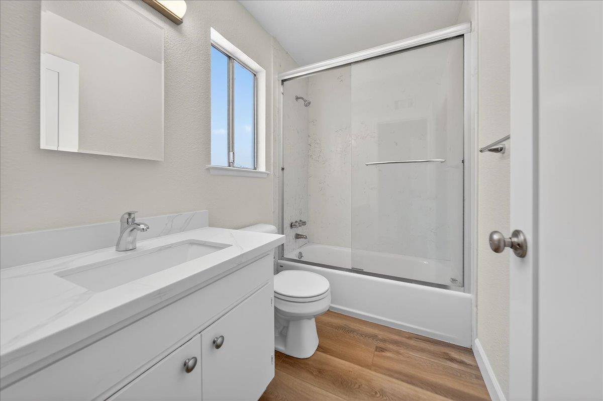 Detail Gallery Image 13 of 20 For 1605 Cherokee Dr, Salinas,  CA 93906 - 3 Beds | 2 Baths