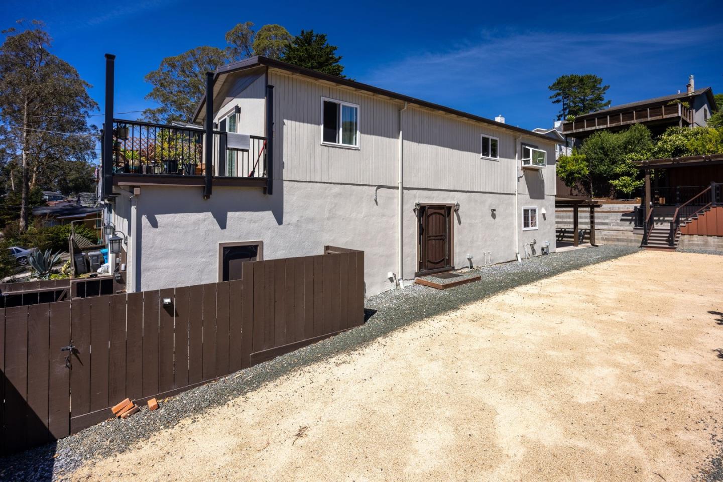 Detail Gallery Image 18 of 22 For 523 the Alameda, El Granada,  CA 94018 - 3 Beds | 2 Baths