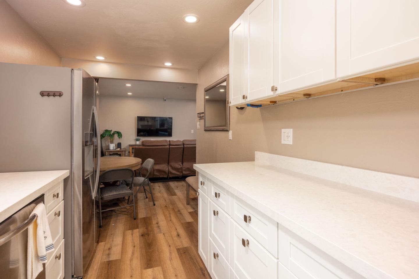 Detail Gallery Image 5 of 22 For 523 the Alameda, El Granada,  CA 94018 - 3 Beds | 2 Baths