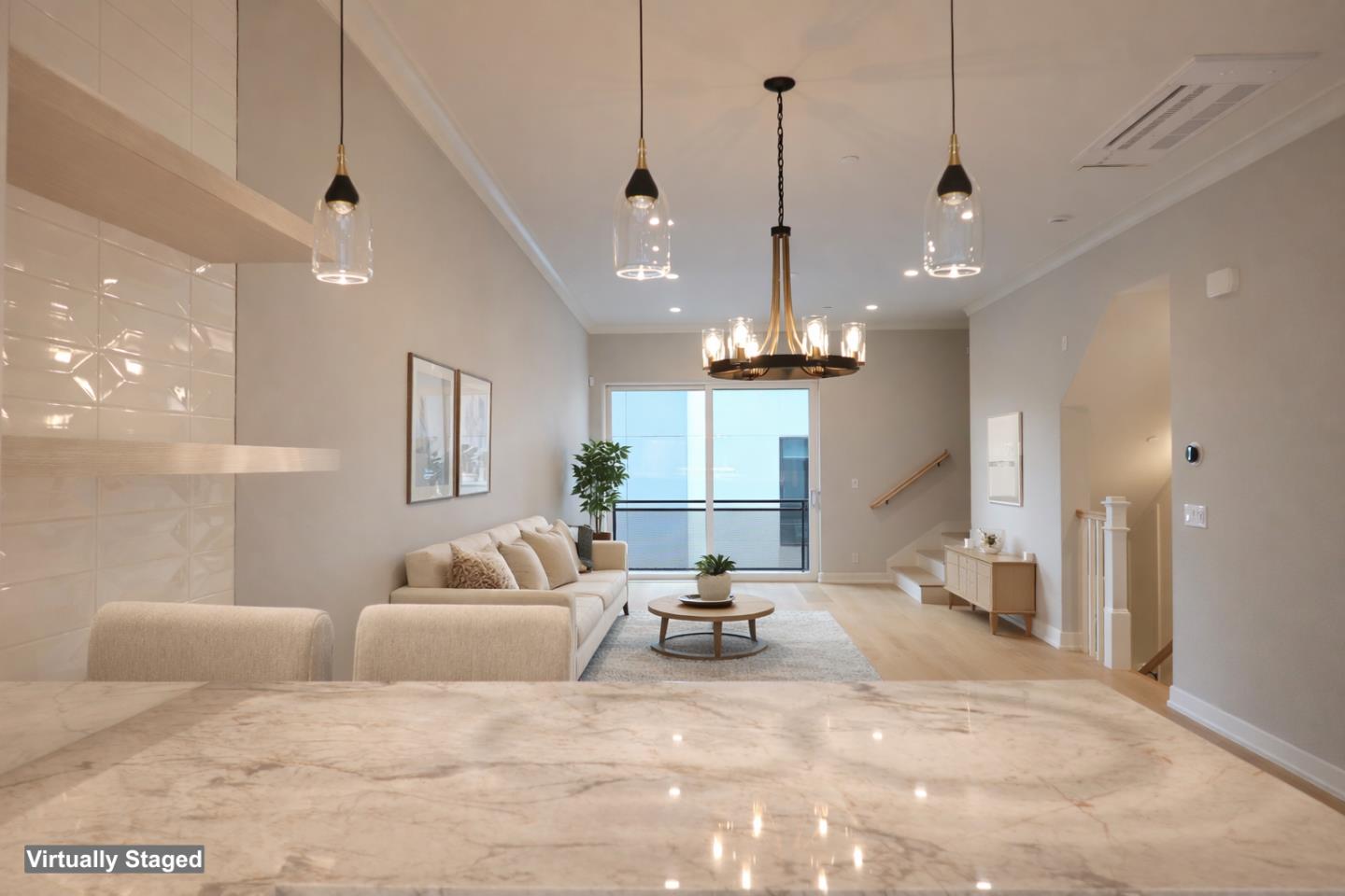 Detail Gallery Image 4 of 9 For 103 Koa Ct, Palo Alto,  CA 94306 - 2 Beds | 2/1 Baths