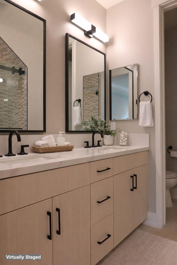 Detail Gallery Image 7 of 9 For 103 Koa Ct, Palo Alto,  CA 94306 - 2 Beds | 2/1 Baths