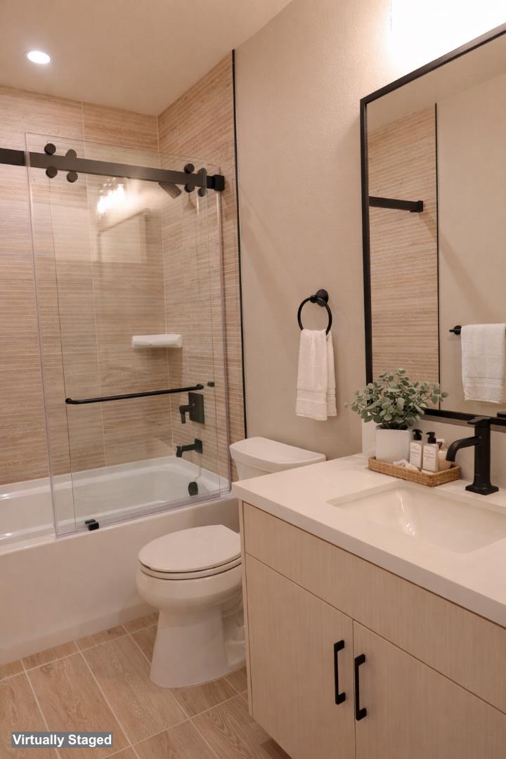 Detail Gallery Image 8 of 9 For 103 Koa Ct, Palo Alto,  CA 94306 - 2 Beds | 2/1 Baths