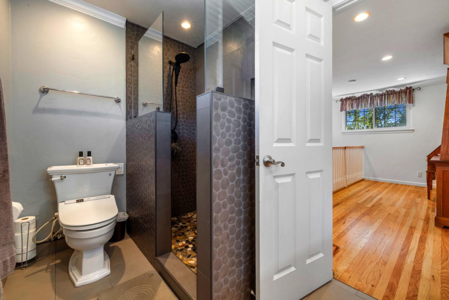 Detail Gallery Image 39 of 49 For 386 Utica Ln, San Jose,  CA 95123 - 3 Beds | 2 Baths