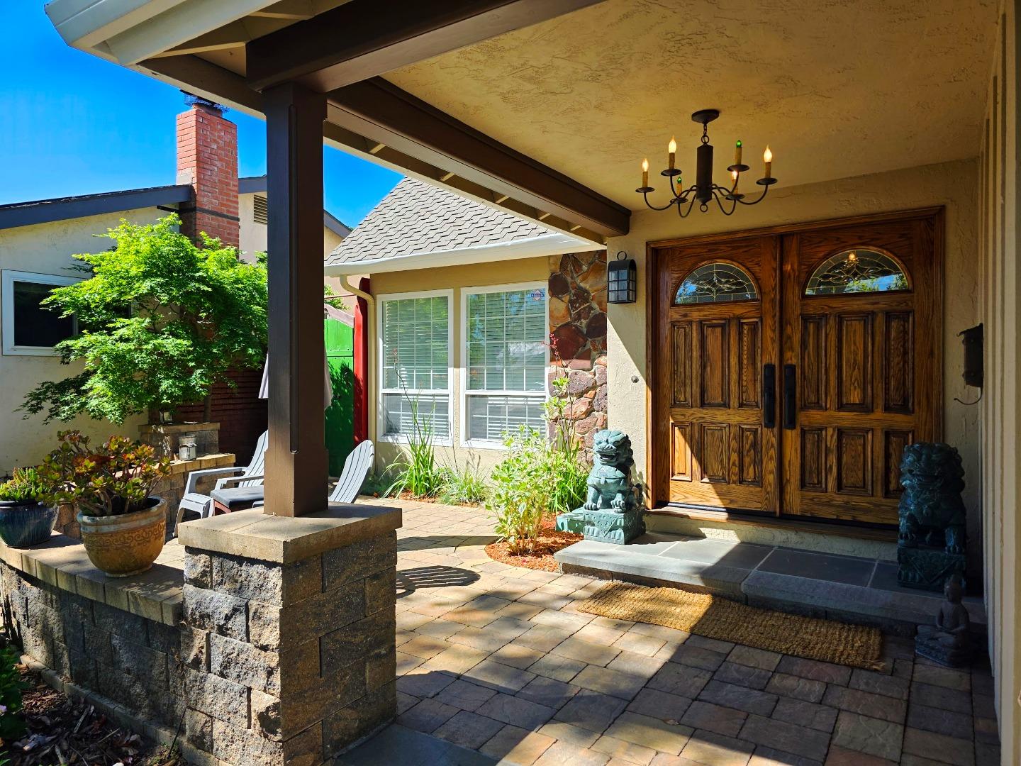 Detail Gallery Image 4 of 49 For 386 Utica Ln, San Jose,  CA 95123 - 3 Beds | 2 Baths