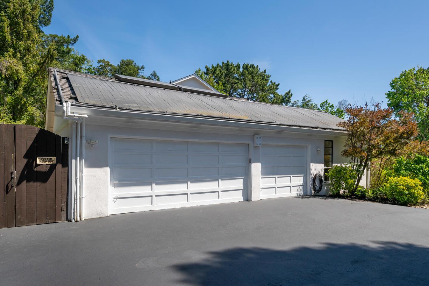 Detail Gallery Image 13 of 74 For 740 Clydesdale Dr, Hillsborough,  CA 94010 - 5 Beds | 3/1 Baths