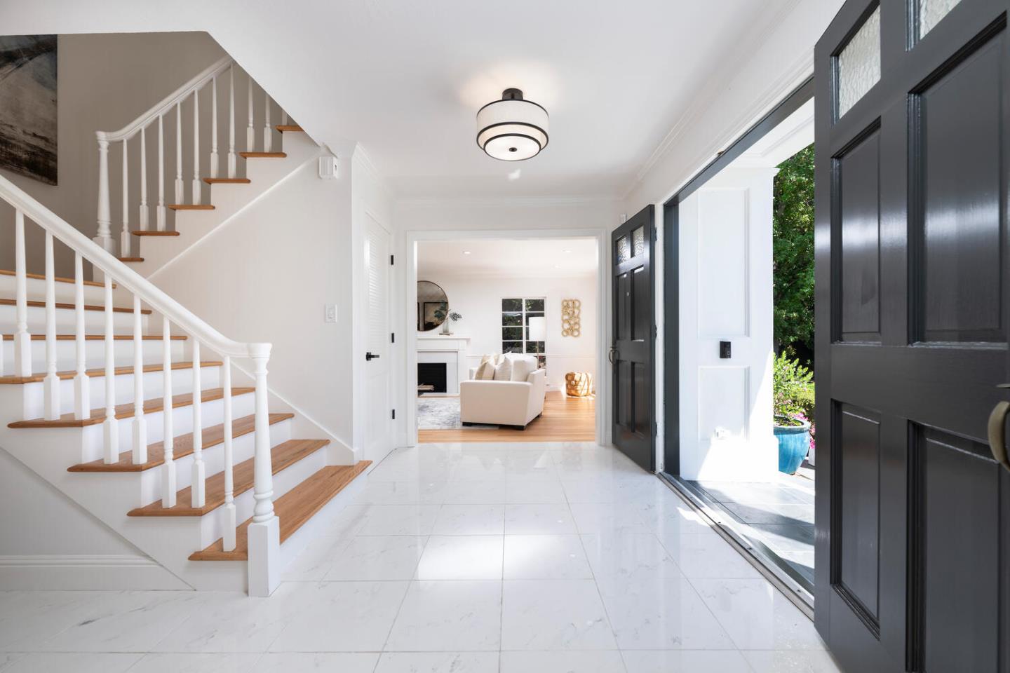 Detail Gallery Image 19 of 74 For 740 Clydesdale Dr, Hillsborough,  CA 94010 - 5 Beds | 3/1 Baths