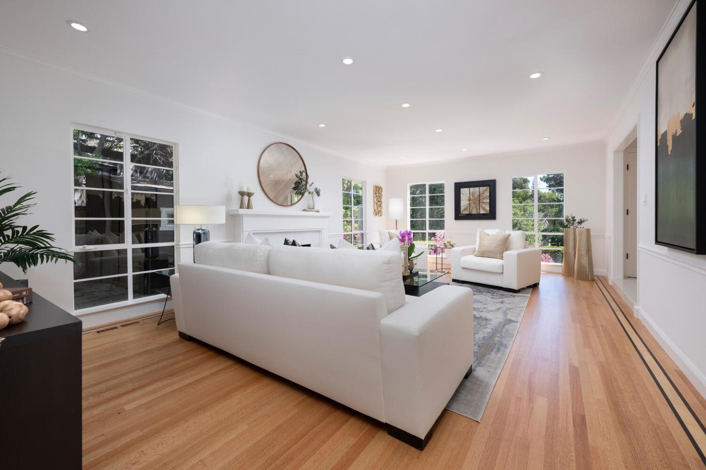 Detail Gallery Image 23 of 74 For 740 Clydesdale Dr, Hillsborough,  CA 94010 - 5 Beds | 3/1 Baths