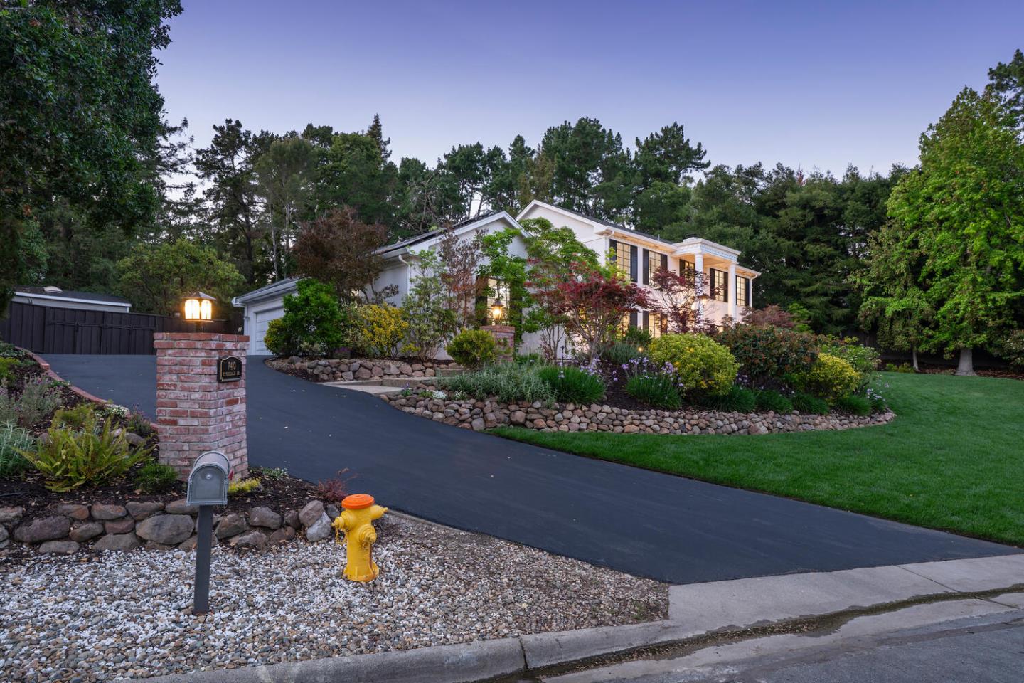 Detail Gallery Image 3 of 74 For 740 Clydesdale Dr, Hillsborough,  CA 94010 - 5 Beds | 3/1 Baths