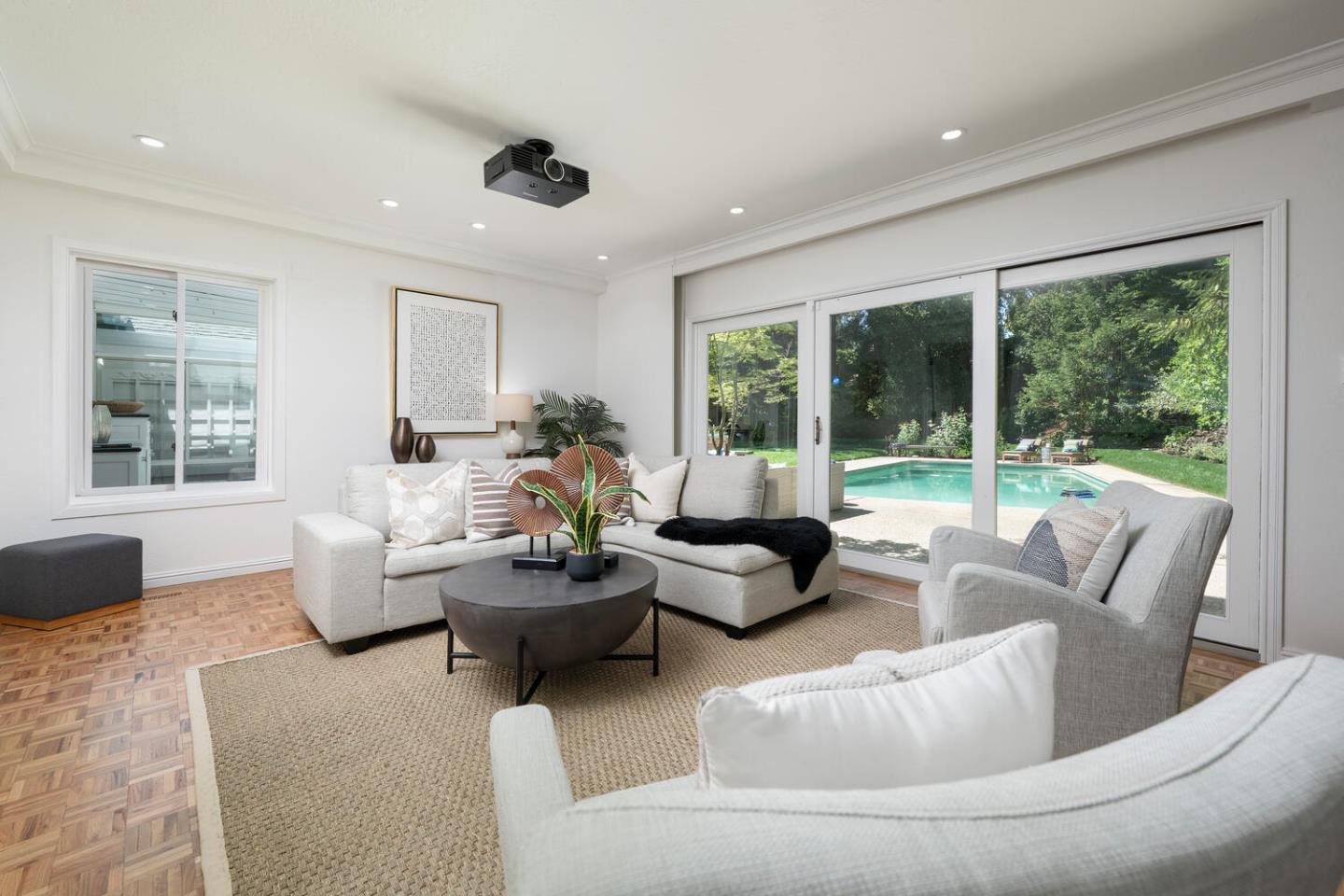 Detail Gallery Image 36 of 74 For 740 Clydesdale Dr, Hillsborough,  CA 94010 - 5 Beds | 3/1 Baths