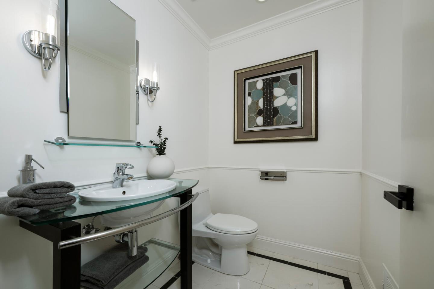 Detail Gallery Image 38 of 74 For 740 Clydesdale Dr, Hillsborough,  CA 94010 - 5 Beds | 3/1 Baths