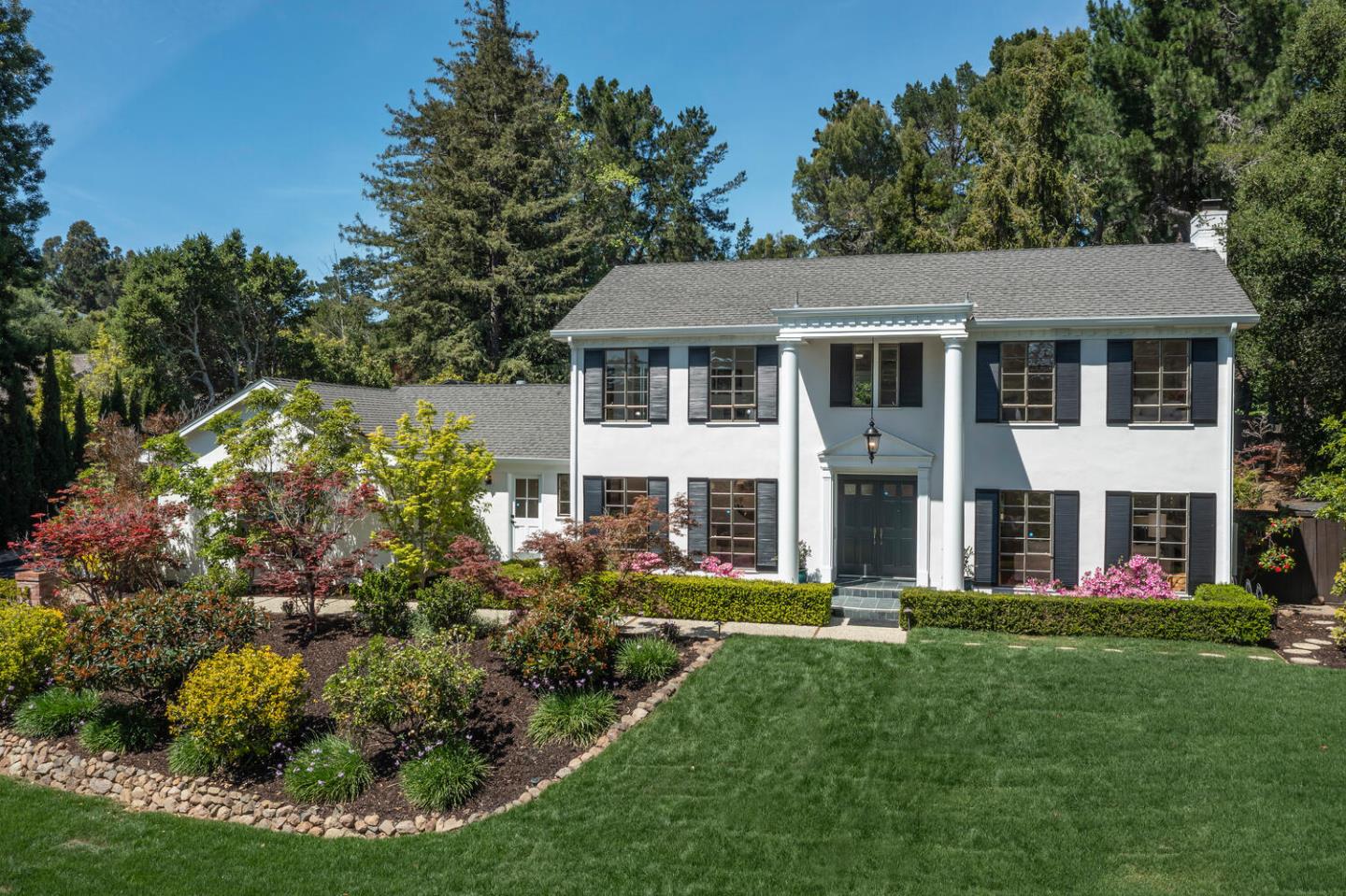 Detail Gallery Image 5 of 74 For 740 Clydesdale Dr, Hillsborough,  CA 94010 - 5 Beds | 3/1 Baths