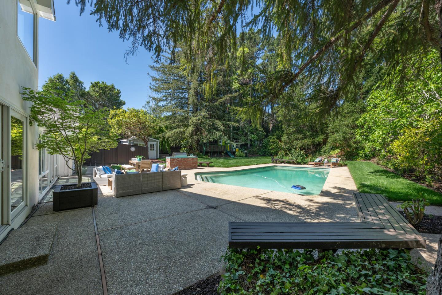 Detail Gallery Image 56 of 74 For 740 Clydesdale Dr, Hillsborough,  CA 94010 - 5 Beds | 3/1 Baths