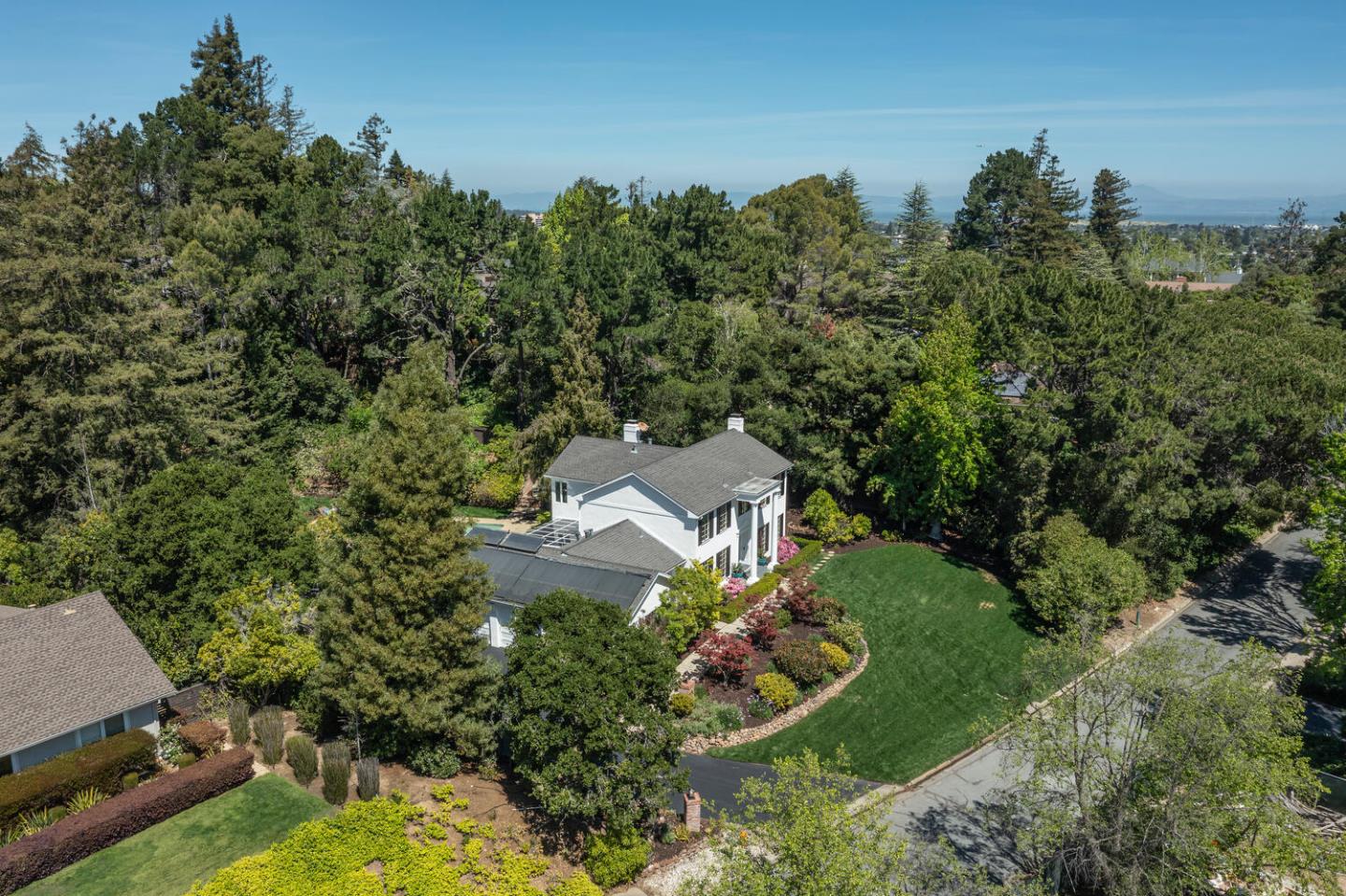 Detail Gallery Image 66 of 74 For 740 Clydesdale Dr, Hillsborough,  CA 94010 - 5 Beds | 3/1 Baths